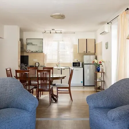 Boo * Ντουμπρόβνικ